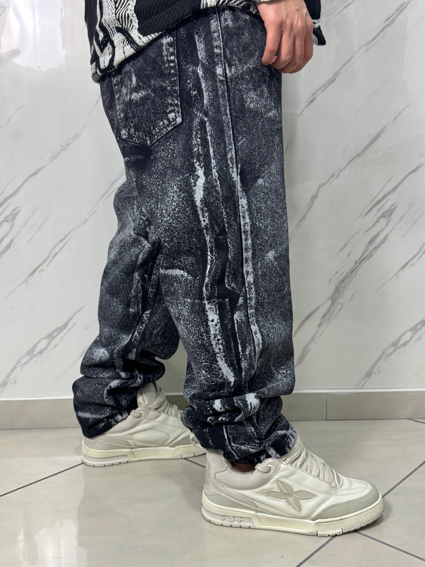 BAGGY VENUS
