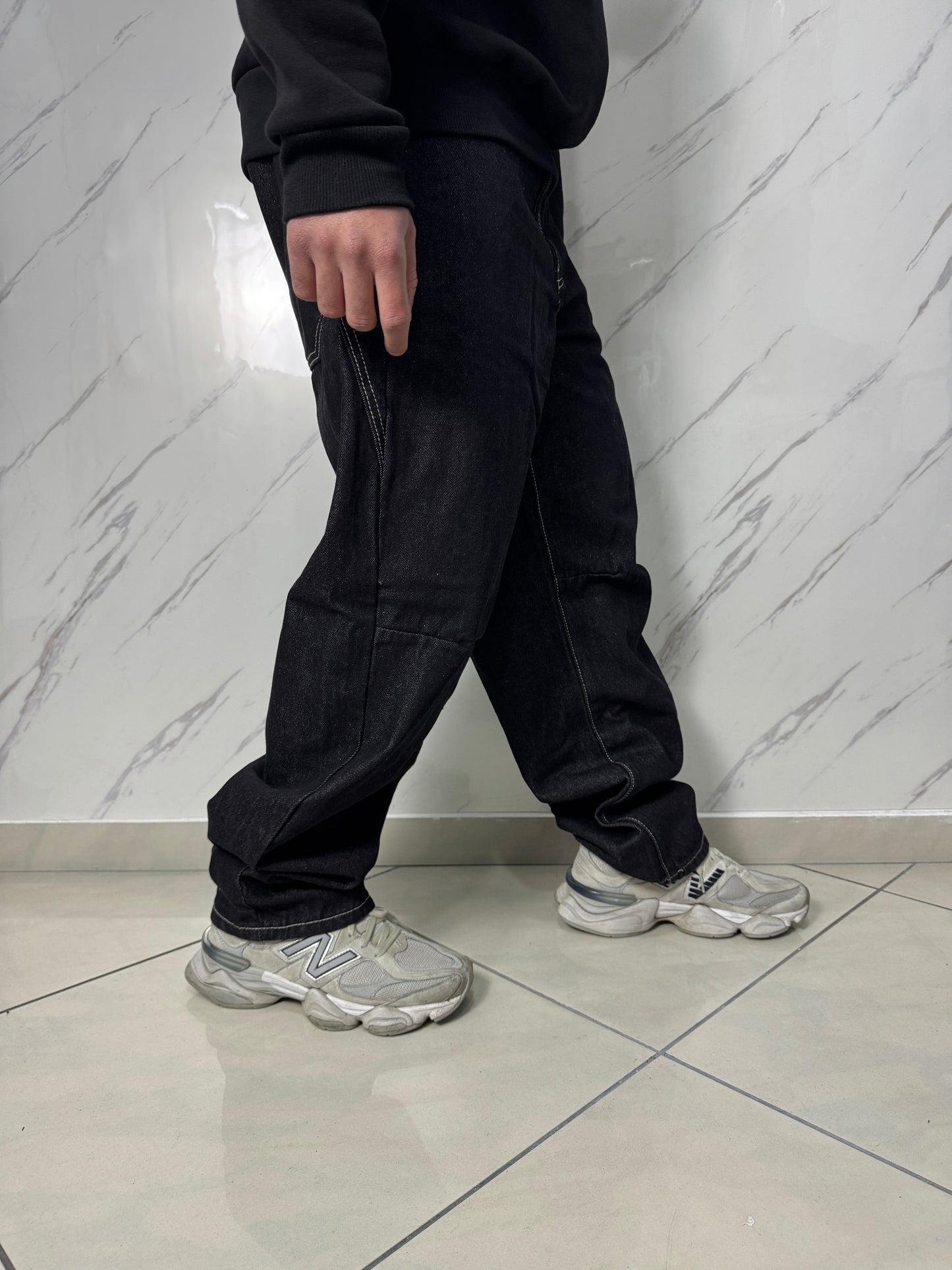 CARPENTER BASIC BLACK