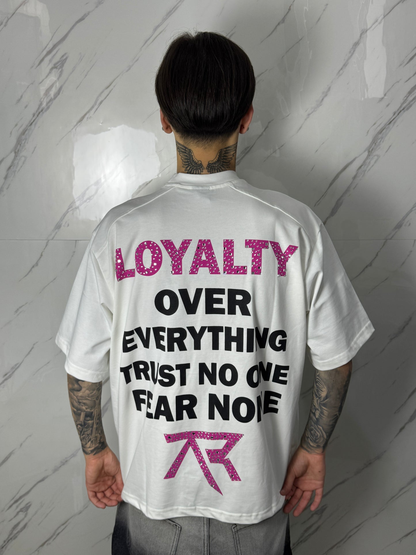 T-SHIRT LOYALTY