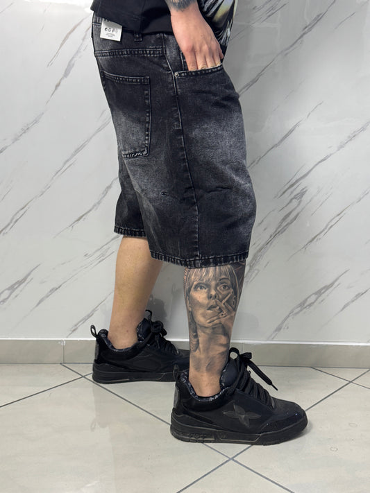 SHORTS AUDI